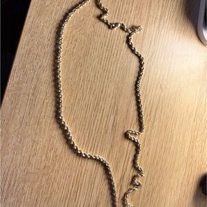 Elegant Gold-Toned Necklace